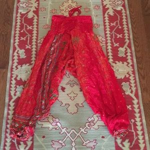 Hippie temple pants!